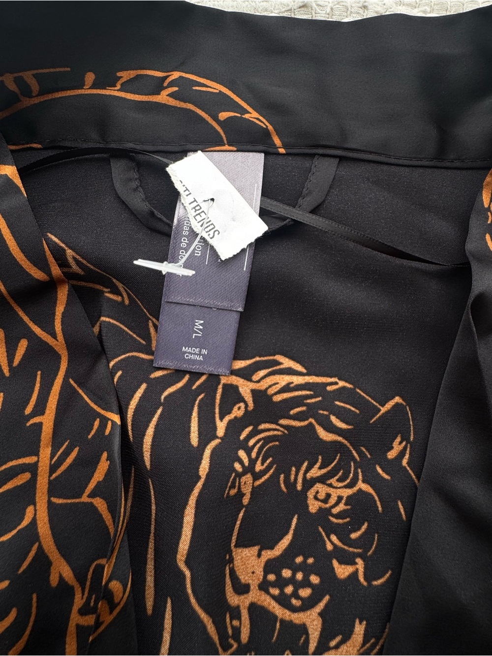 Auden Tiger Print Satin Kimono Robe Black Copper Tie Waist Sleepwear M/L - Picture 6 of 9